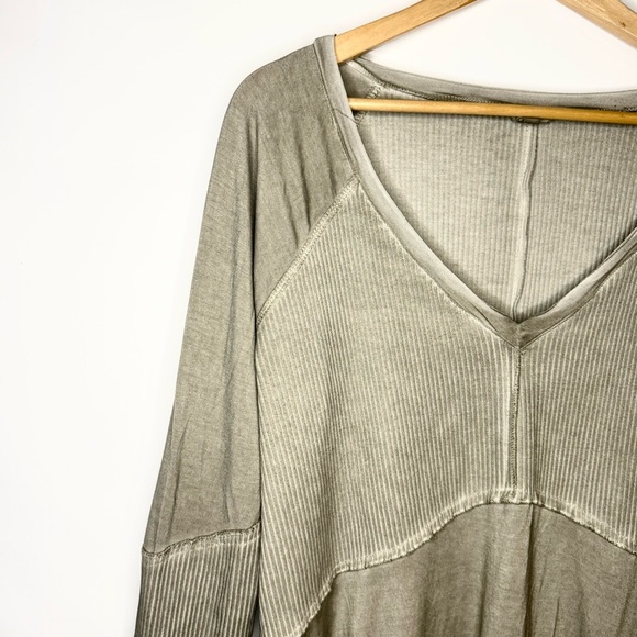 POL Mineral Wash Ribbed Long Sleeve V-Neck Top Size Large Bohemian Distressed - Picture 5 of 8